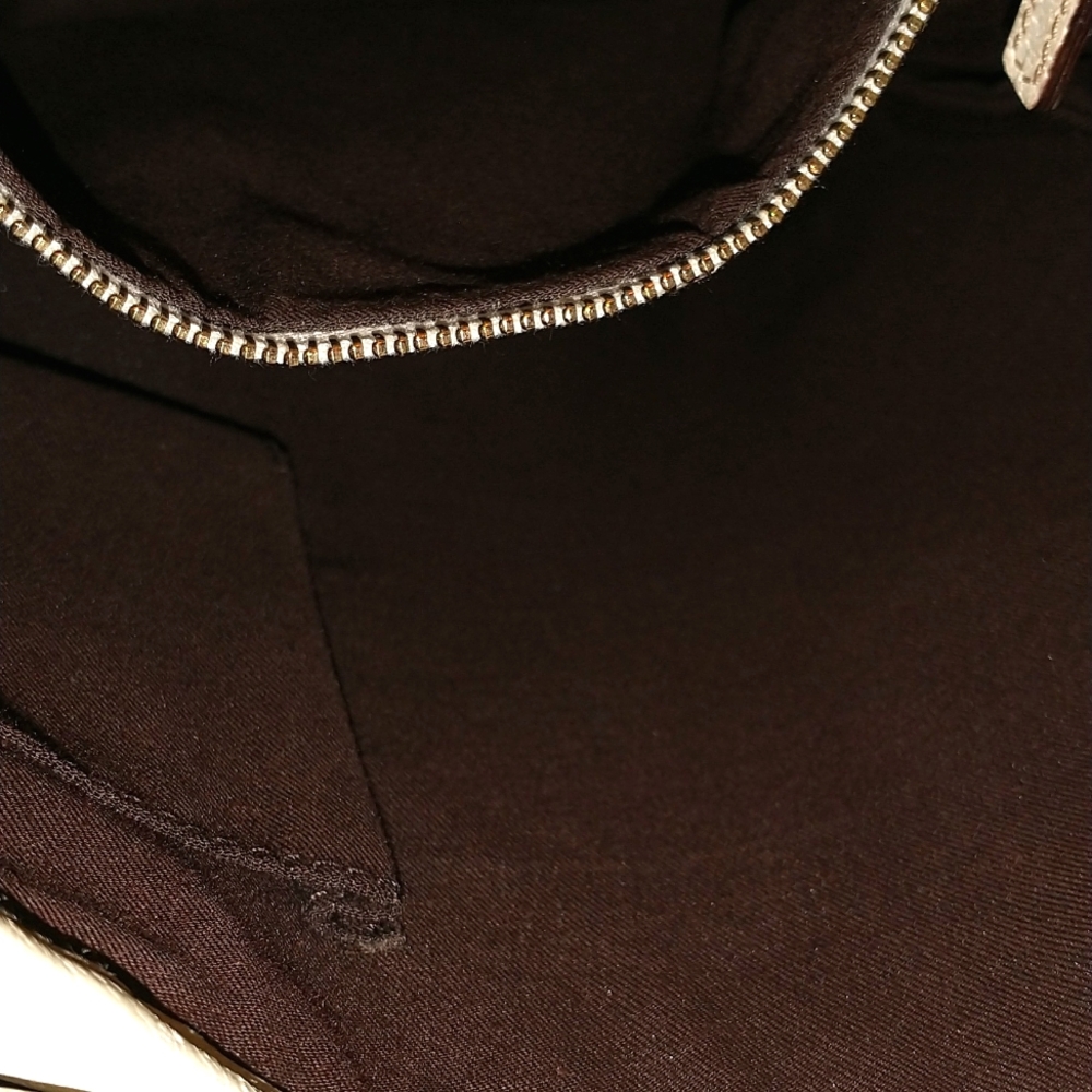 Authentic Vintage Gucci GG Monogram Bag - Picture 7 of 14